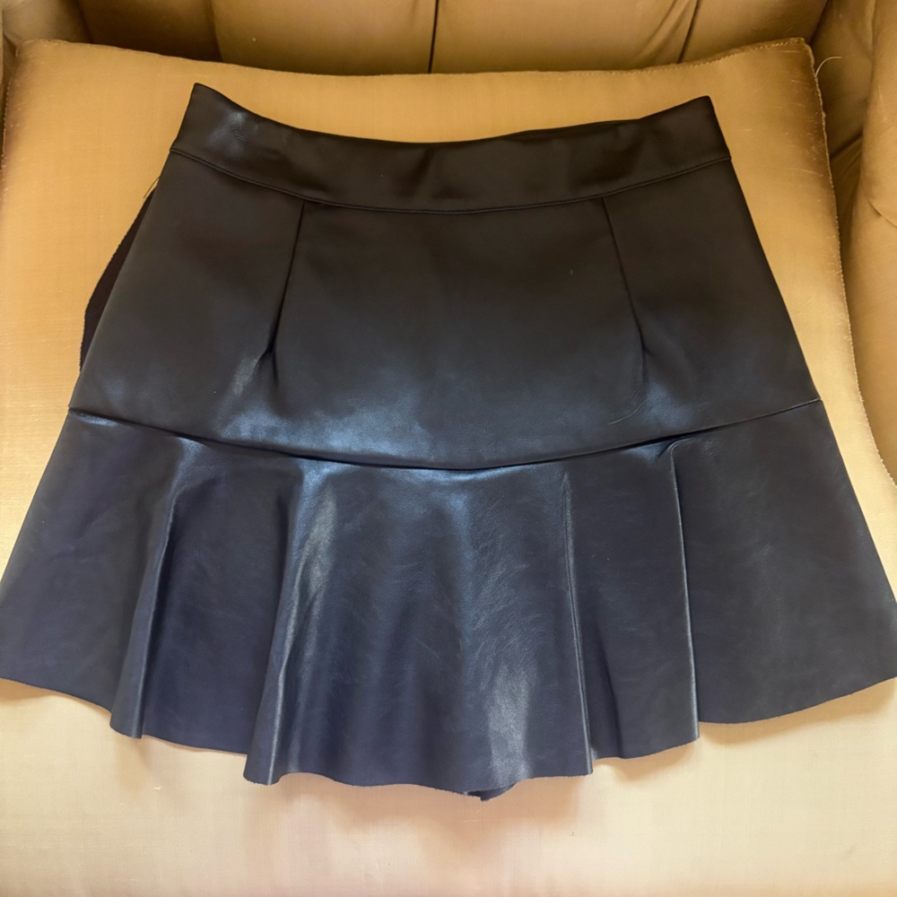 DO+BE Black Faux Leather A-Line Skort